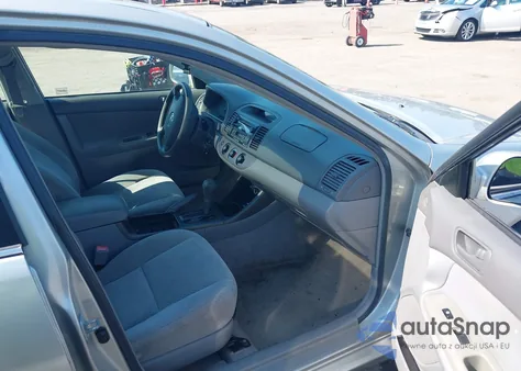 2004 Toyota Camry Le from USA, damaged, VIN 4T1BE32K74U267334